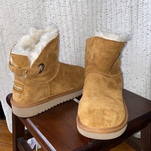 UGG boots by Koolaburra